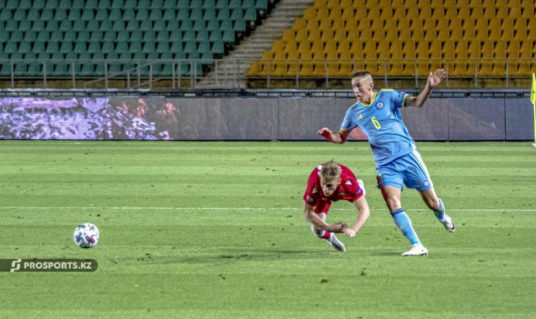 Фоторепортаж с первого тайма матча Казахстан – Беларусь в Лиги наций 