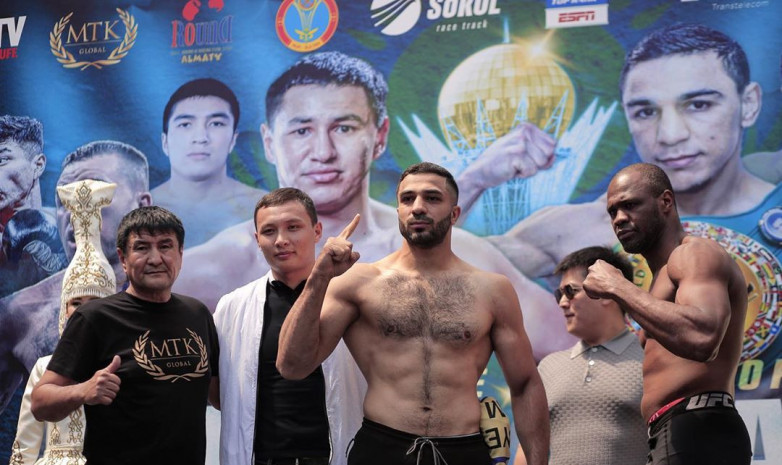 Победные серии казахстанских боксеров