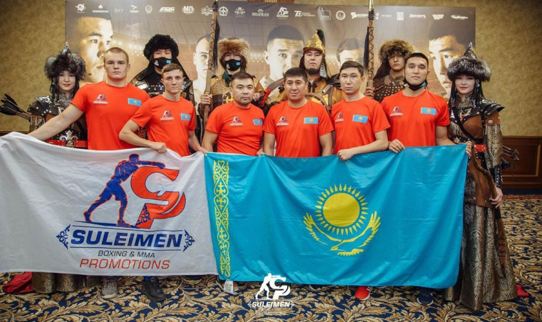 Казахстанские боксеры прошли церемонию взвешивания перед вечером бокса в Атырау