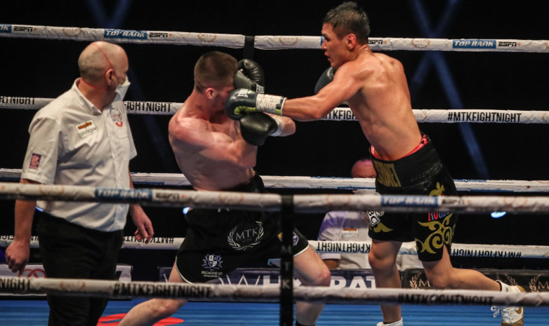 ВИДЕО. Как Турсынбай Кулахмет избивал британца в бою за титул WBC