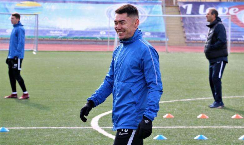 Дарабаев – лучший игрок сборной Казахстана в матче с Черногорией