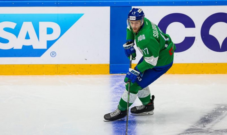 Хоккеист «Салавата Юлаева» в матче с «Барысом» сломал палец