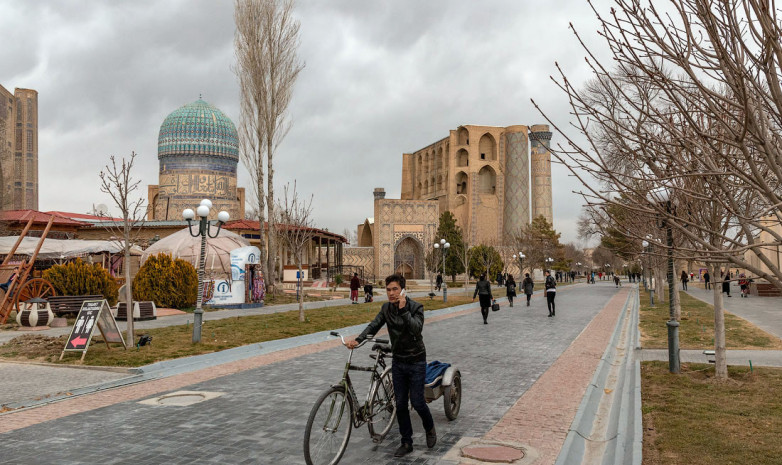 Власти Узбекистана будут платить гражданам за активную ходьбу