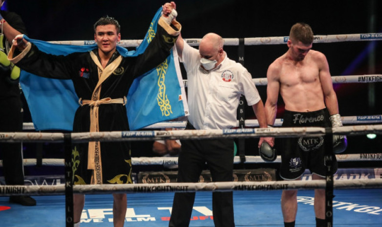 «Могу боксировать за полноценный пояс WBC». Кулахмет оценил свою вторую победу в профи и отметил уникальность боя для Казахстана