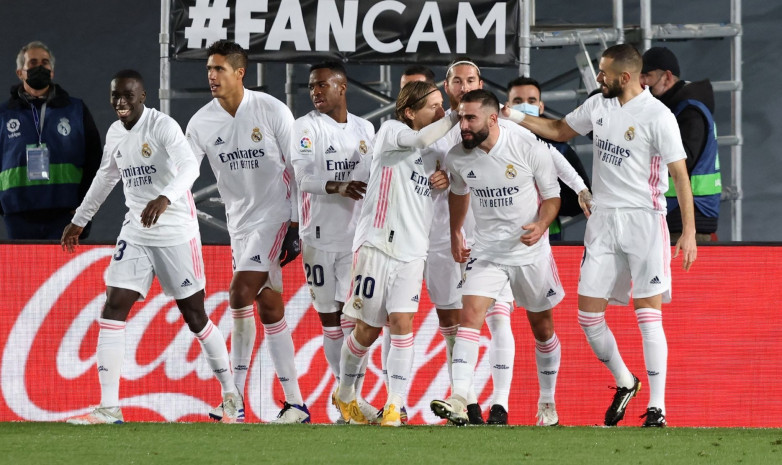 «Реал» одержал третью победу подряд и сравнялся с лидерами Примеры (+Видеообзор)