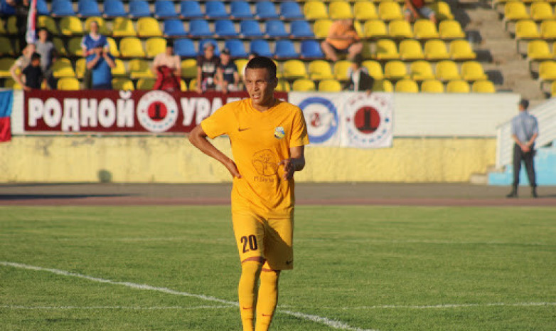 Футболиста «Каспия» наказали за агрессивное поведение в матче против «Шахтера»