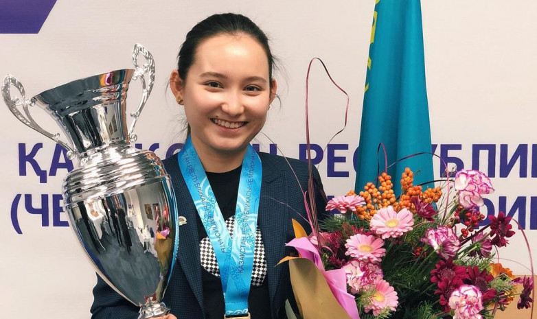 Жансая Абдумалик - чемпионка Казахстана по шахматам
