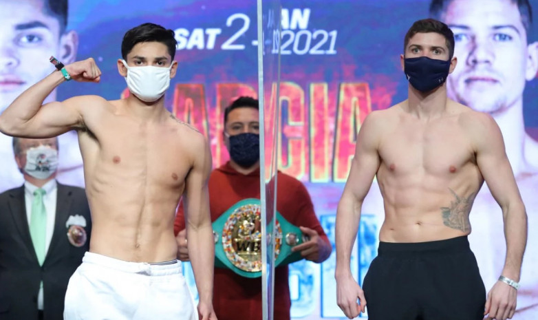 Участники первого крупного вечера бокса в 2021 году прошли процедуру взвешивания