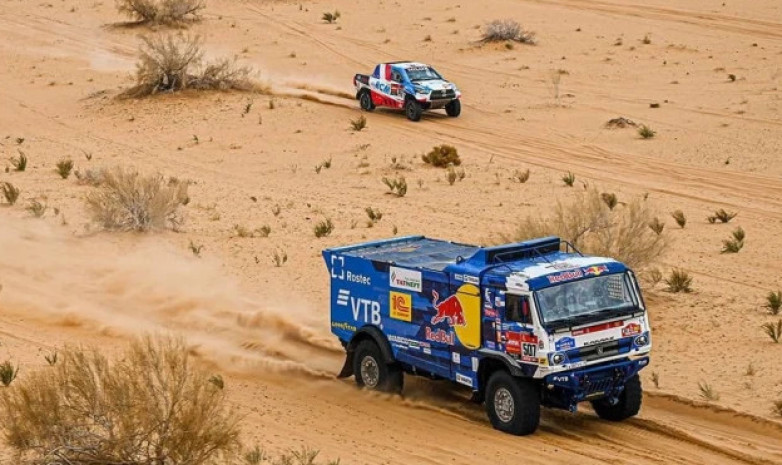 Антон Шибалов - победитель восьмого этапа гонки «Дакар-2021» среди грузовиков