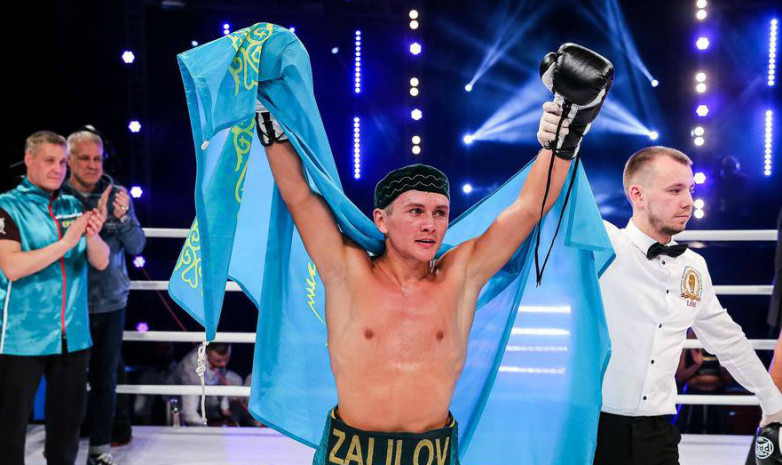 Казахстанский боксер прошел взвешивание перед боем в Екатеринбурге