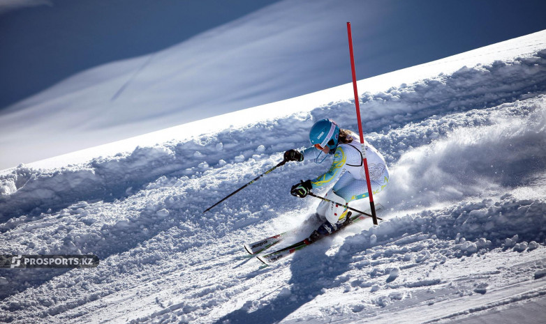 Пять медалей завоевали казахстанские горнолыжники в стартовый день Открытого чемпионата Кыргызстана