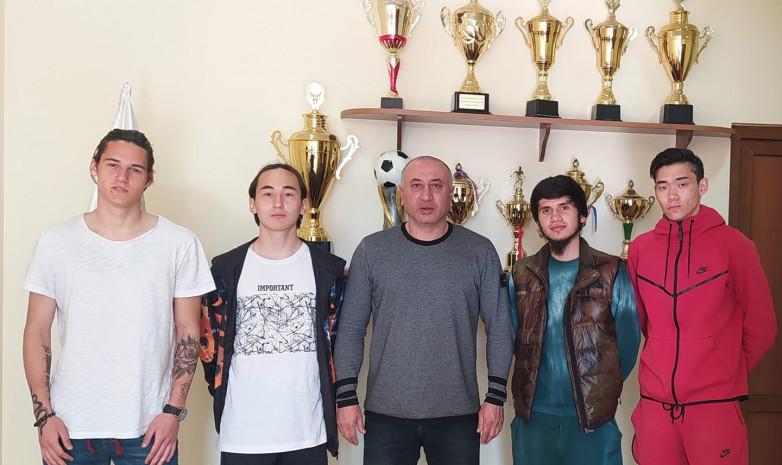 Армениялық клуб қазақстандық төрт ойыншыны қатарға қосты