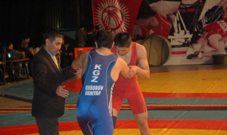 Чемпионат Кыргызстана: В финале до 55 кг сойдутся Кулжигит уулу и Абдуллаев