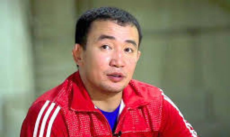 Канатбек Бегалиев получил звание заслуженного тренера по борьбе