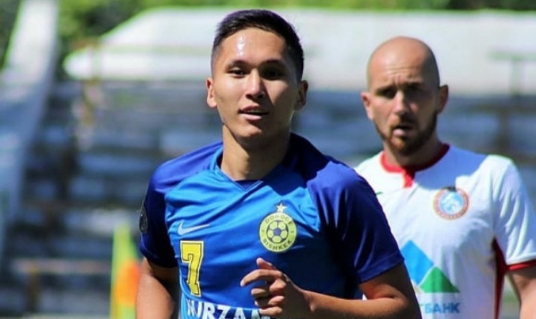 Эрнист Батырканов продолжит карьеру в Премьер Лиге Казахстана