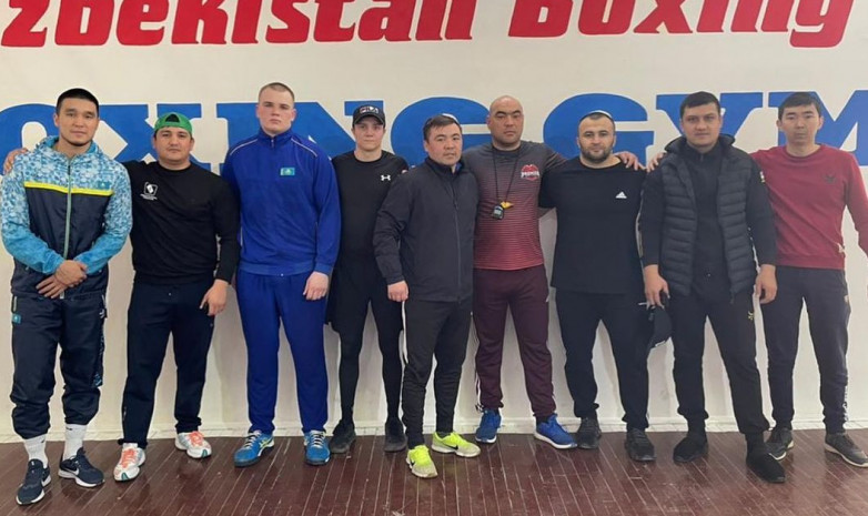 Казахстанские боксеры-профессионалы проводят сборы в Узбекистане