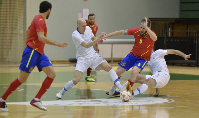 Сборная Испании обыграла словенцев в отборочном матче ЕВРО-2022 по футзалу (+Видеообзор)
