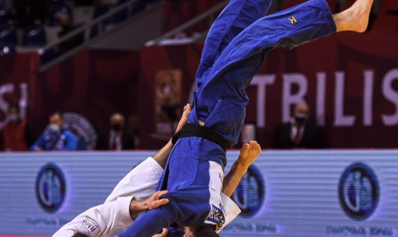 Казахстанские дзюдоисты выбыли из борьбы за медали третьего дня турнира Grand Slam в Тбилиси