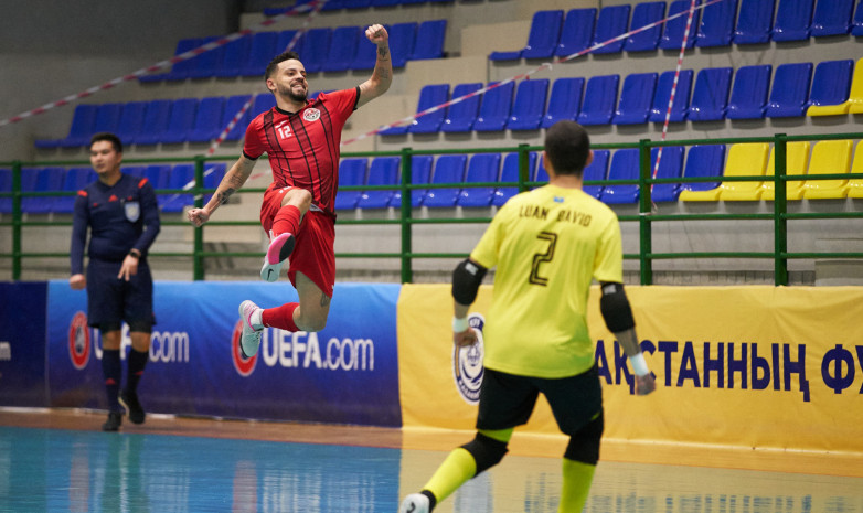 «Аят» вышел в полуфинал плей-офф чемпионата Казахстана по футзалу