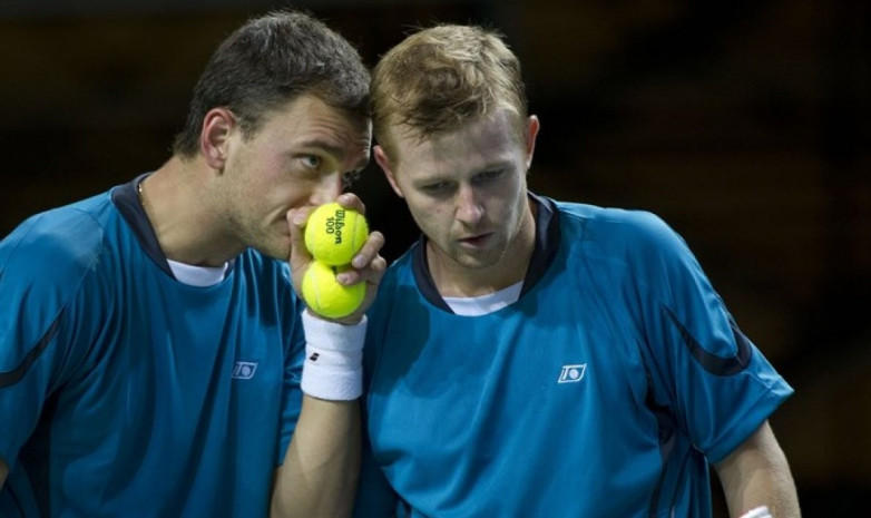 Голубев и Недовесов вышли в четвертьфинал парного турнира в Задаре