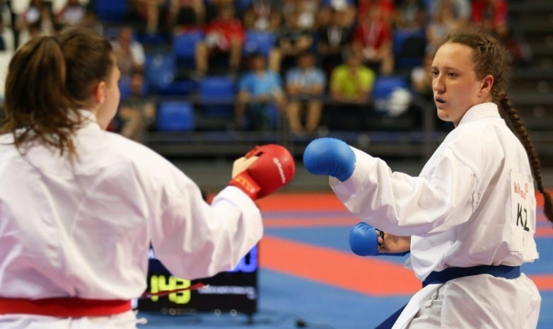 Софья Берульцева завоевала золотую медаль на турнире Премьер-лиги по каратэ