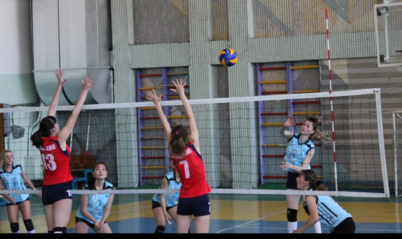 Женской чемпионат КР: «ОшМУ» обыграл «Ала-Тоо»