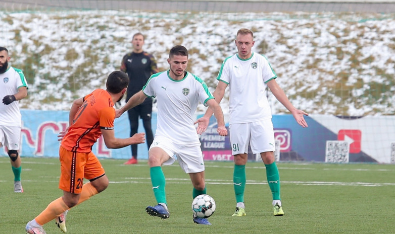 Казахстанский футболист отличился автоголом в матче Чемпионата Армении (ВИДЕО)