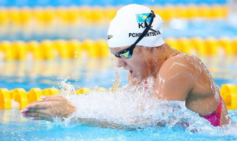 Казахстанка Пчелинцева отобралась в полуфинал чемпионата России по плаванию на дистанции 50 м брассом 