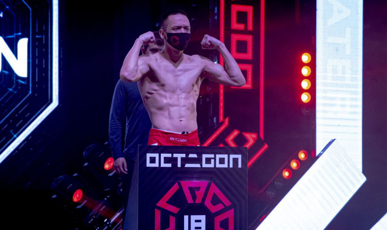 Касым Ануарбек решением судей победил Амиржона Гафурова на турнире OCTAGON 18