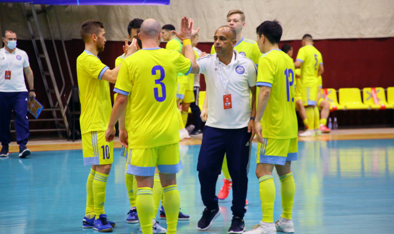 Казахстан разгромил Израиль, красиво проводив из сборной Серика Жаманкулова