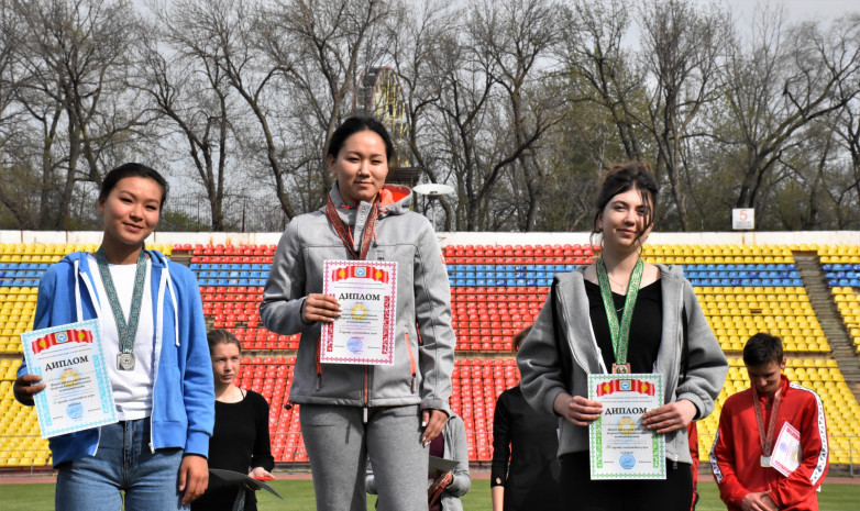 В Бишкеке прошел чемпионат страны по легкой атлетике