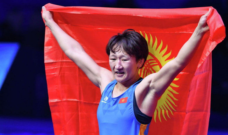 Айсулуу Тыныбекова - четырехкратная чемпионка Азии по борьбе