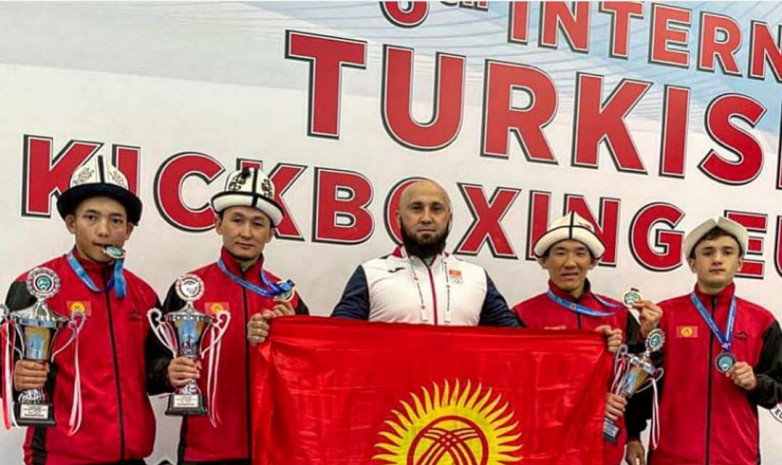 Кикбоксеры завоевали 4 медали на международном турнире в Турции