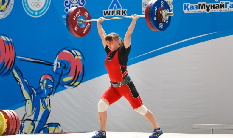 Екатерина Быкова завоевала бронзовую медаль на чемпионате Азии по тяжелой атлетике