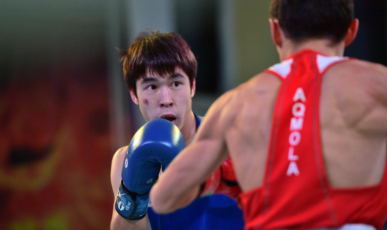 «Мой бой прошел очень напряженно». 18-летний казахстанец о победе в 1/4 финала чемпионата Азии по боксу