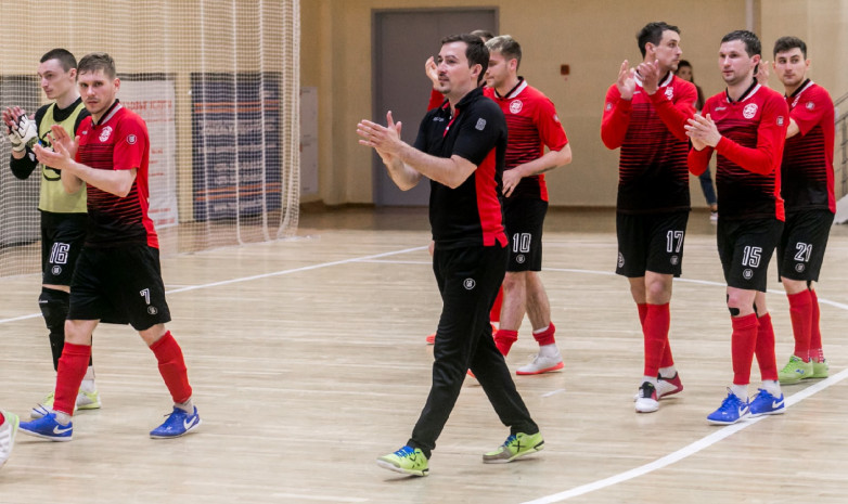 ВРЗ выиграл у «Столицы» в первом матче 1/2 финала чемпионата Беларуси по футзалу