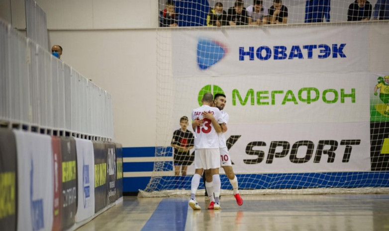 «Синара» и КПРФ вышли в полуфинал чемпионата России по мини-футболу