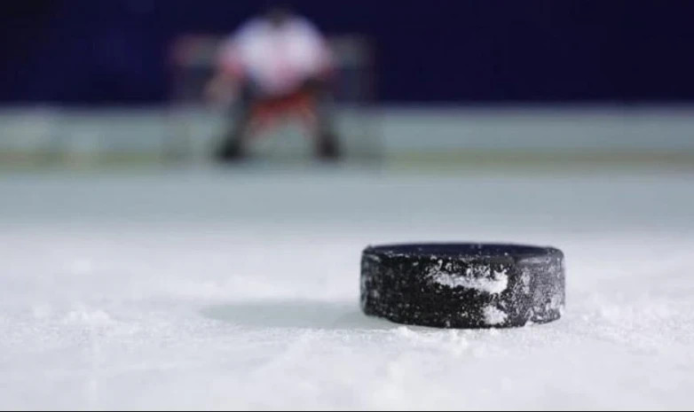 Видеообзор матча ЧМ - 2021 по хоккею Казахстан - Канада