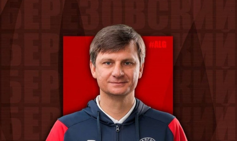 Валерий Березовский - лучший тренер апреля в КПЛ