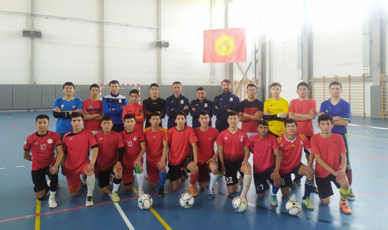 Юношеская сборная (U-18) по футзалу провела УТС в Чолпон-Ате 