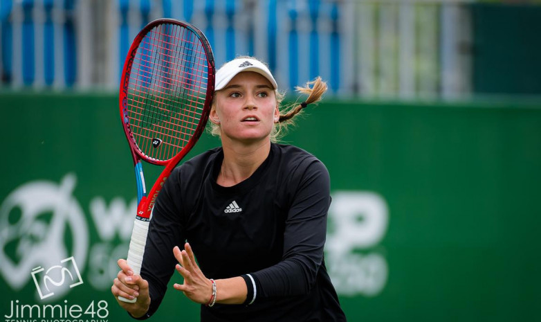 Казахстанская теннисистка вышла в четвертьфинал турнира серии WTA 500 в Истборне