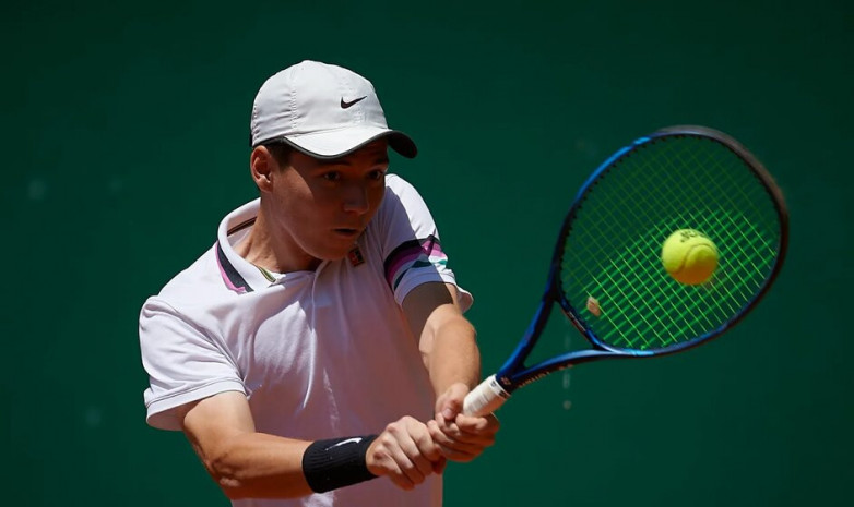 Казахстанский теннисист проиграл в квалификации турнира ATP Challenger 80 в Алматы