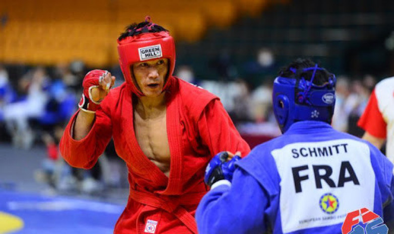Кыргызстанцы завоевали 4 медали на чемпионате Азии по боевому самбо