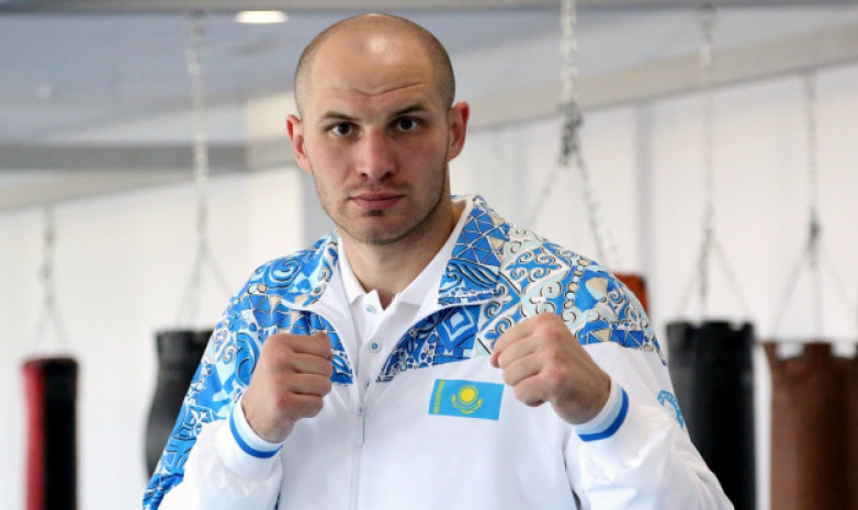 Фото. Казахстанский боксер продолжает подготовку к возвращению на ринг 