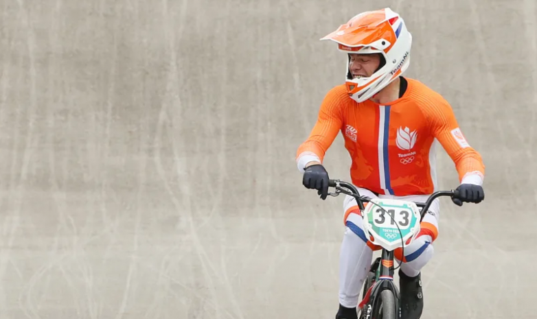 Нидерландец Кимман завоевал «золото» Олимпийских игр-2020 в гонках на BMX