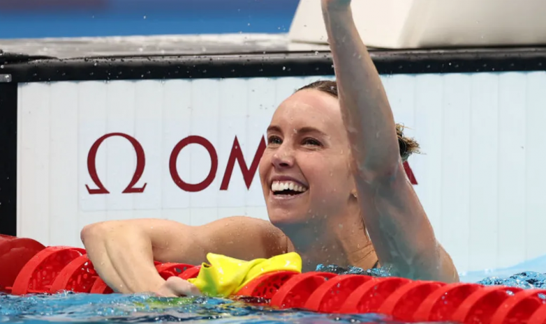 Австралийка Маккеон победила на 100 м вольным стилем и завоевала четвертую медаль на ОИ-2020 в Токио