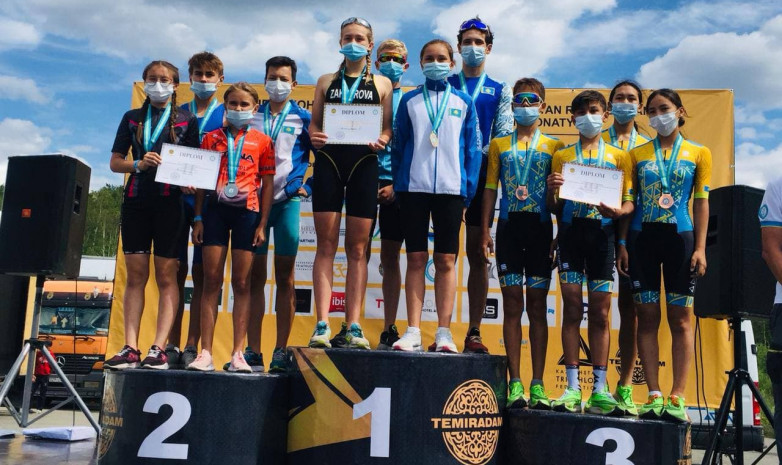 Акмолинские триатлонисты выиграли чемпионат Казахстана