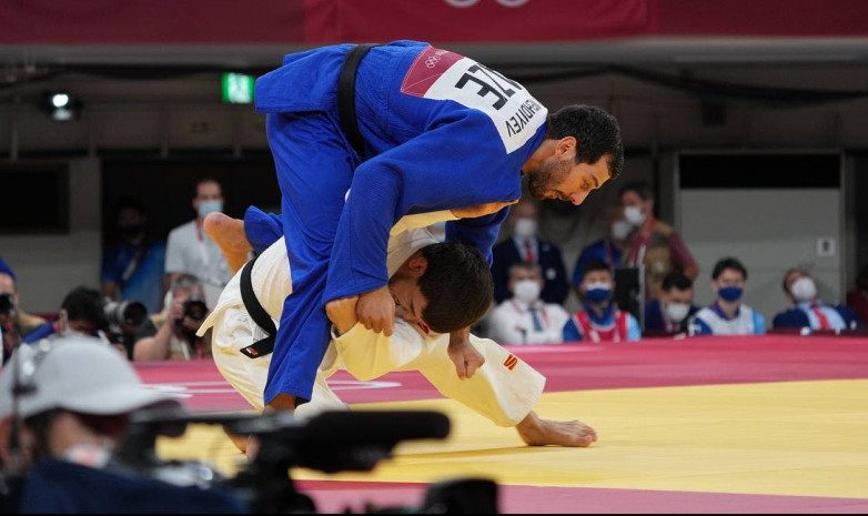 Дзюдоист Ислам Бозбаев завершил выступления на Олимпийских играх-2020