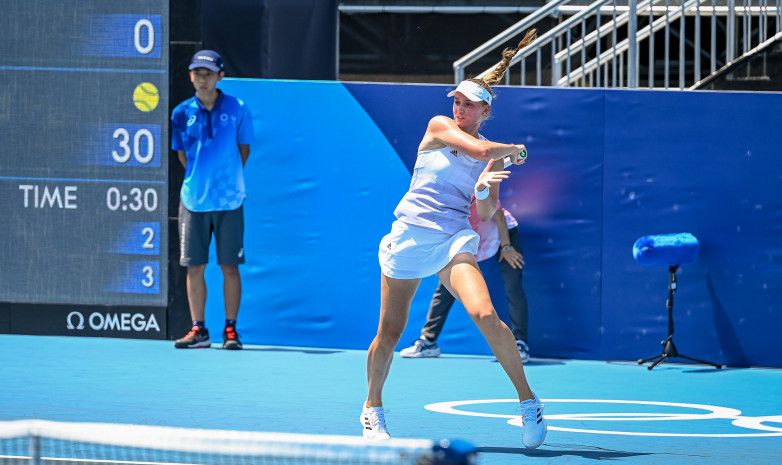 Елена Рыбакина вышла во второй круг олимпийского женского теннисного турнира