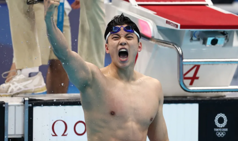 Китаец Ван Шунь завоевал золотую медаль Олимпийских игр-2020 на 200 м комплексным плаванием